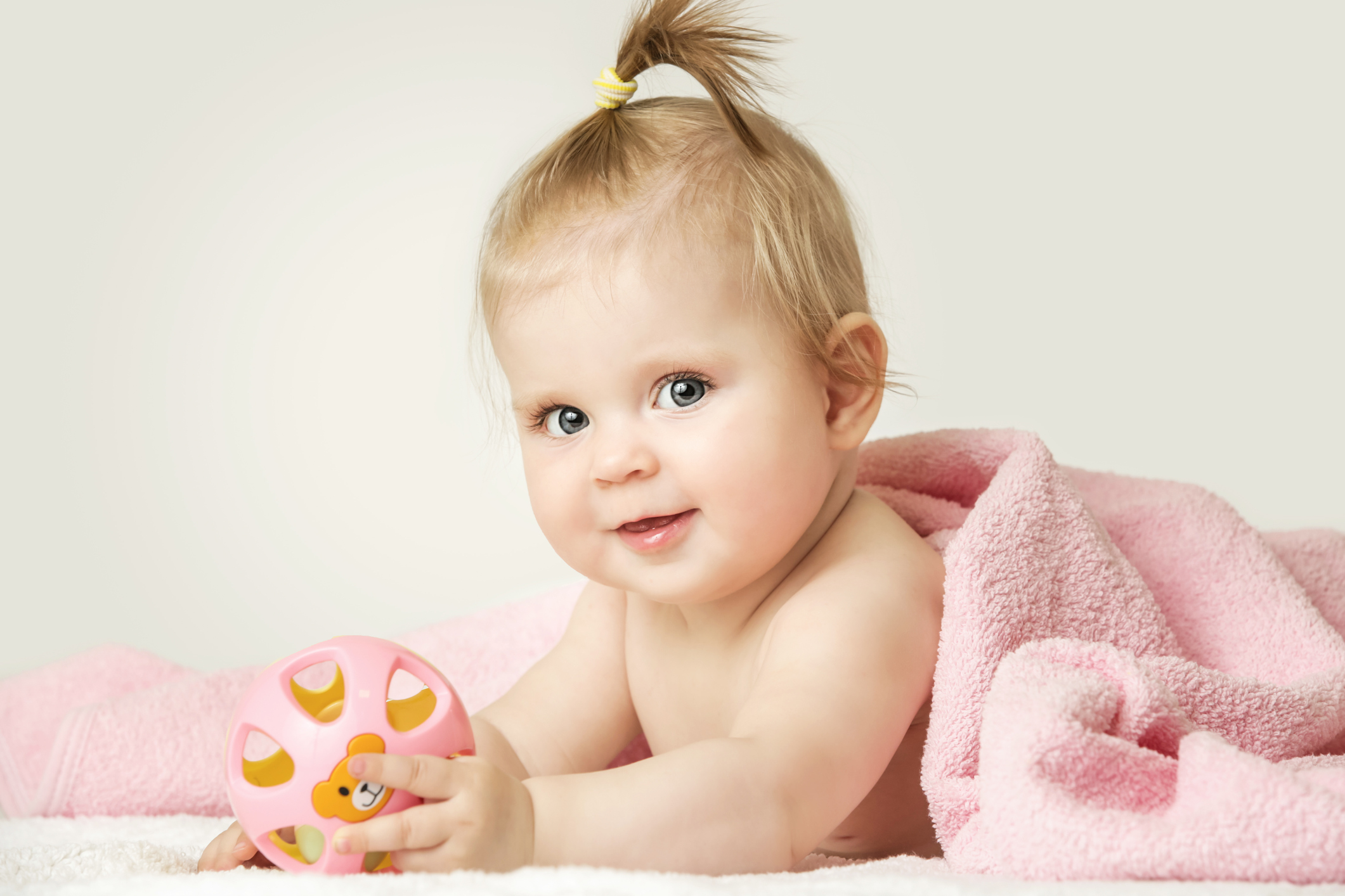 Gợi ý 8 thỏi son dưỡng trị nẻ môi cho bé an toàn & hiệu quả và địa chỉ mua kem nẻ môi cho trẻ-7